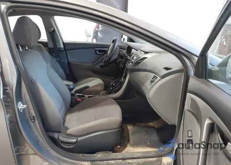 2016 Hyundai Elantra Se z USA, uszkodzony, nr VIN KMHDH4AE3GU647017
